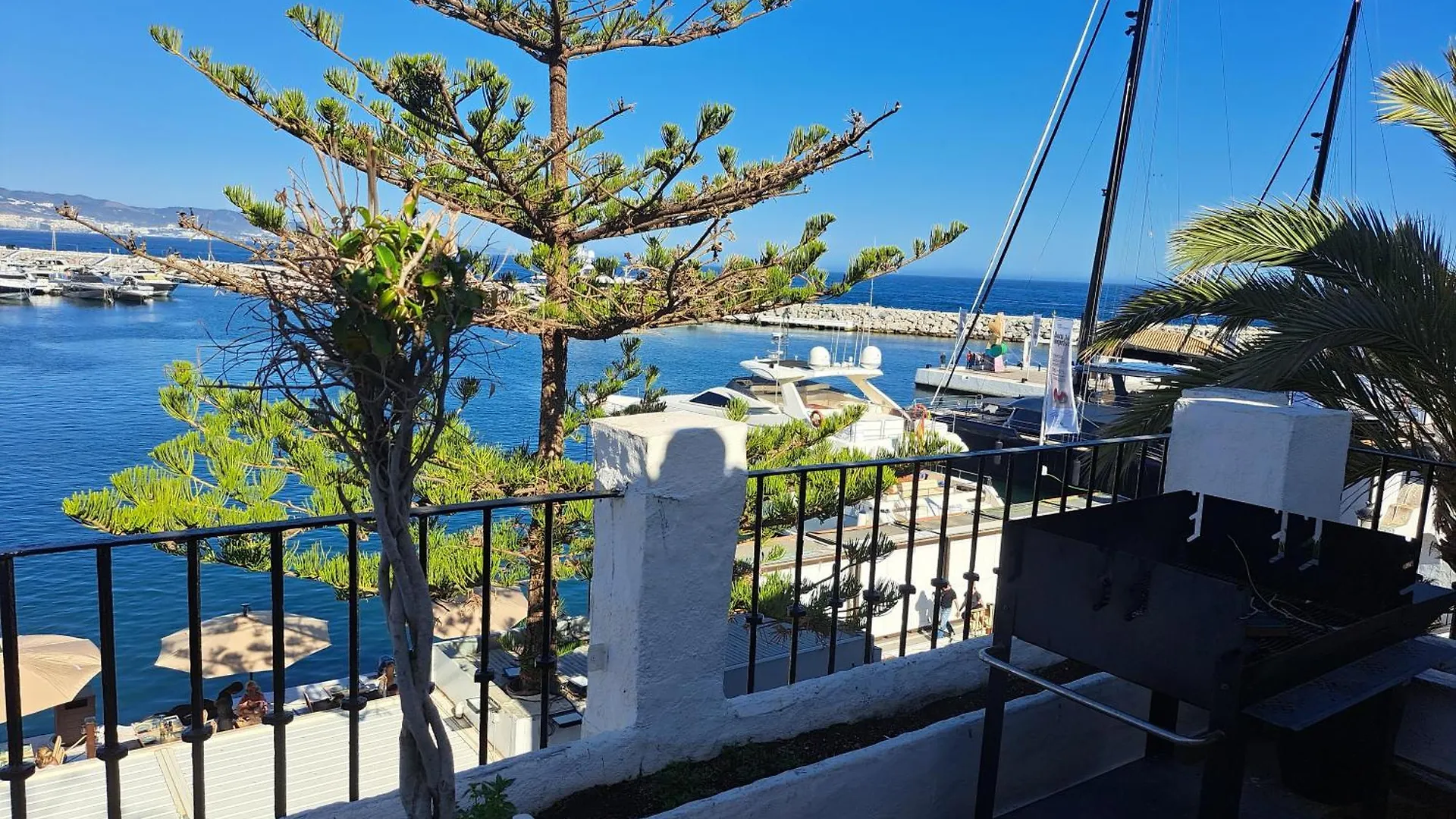 Hostel Huge Penthouse With Private Suites Shared Terrace And Kitchen Best Views Μαρμπέλλα Ισπανία