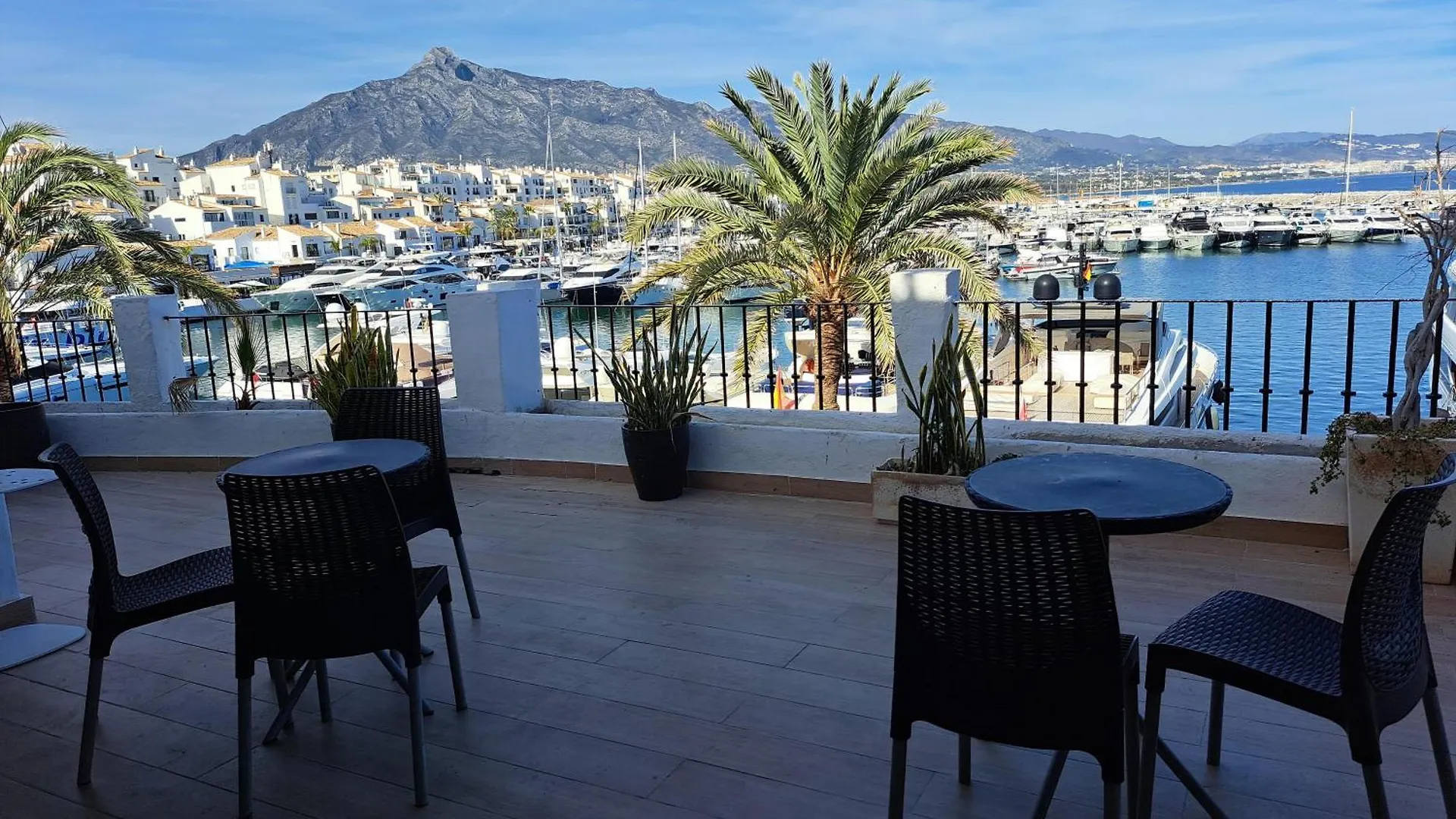 Huge Penthouse With Private Suites Shared Terrace And Kitchen Best Views Marbella 0*,  Spanien